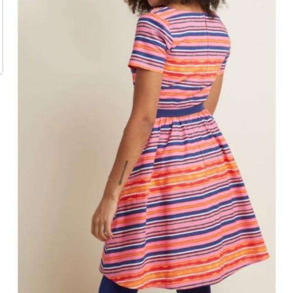 Modcloth Dress M Fit Flare Dress Striped Pinup - Picture 2 of 8
